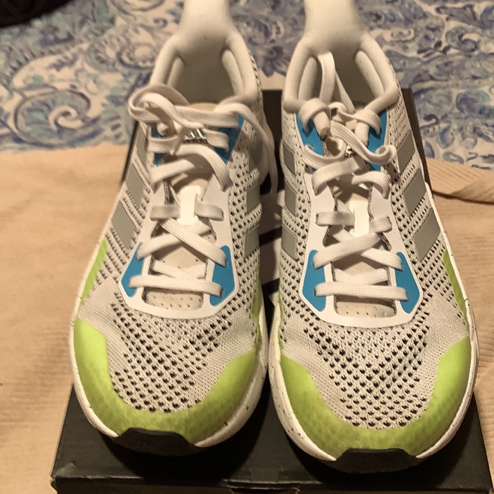 Adidas X9000L2 running shoes